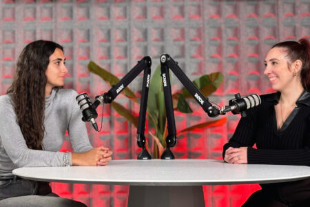 estudio para grabar podcast profesional en Sevilla